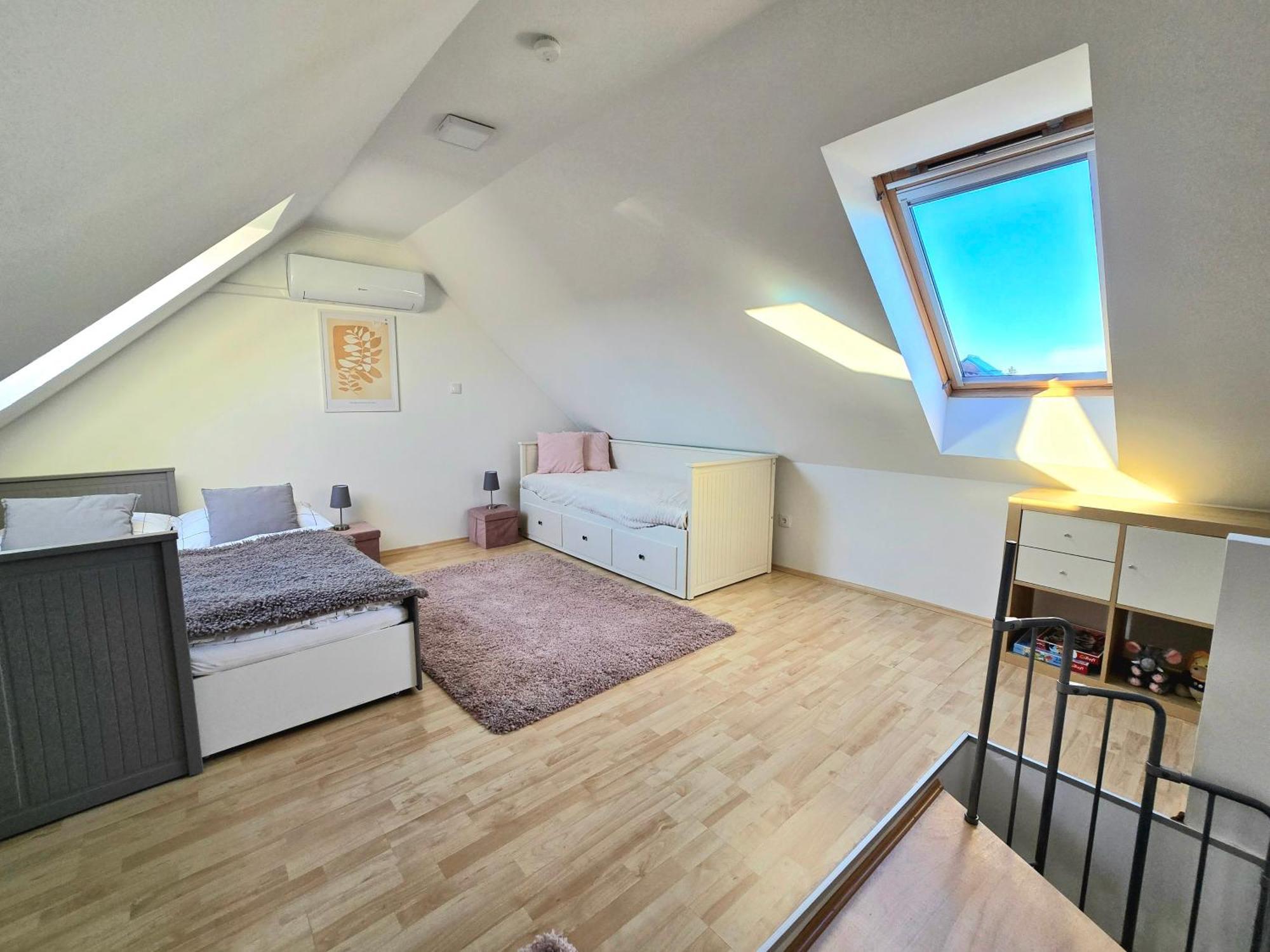 Lulu Apartman Sopron Exterior photo