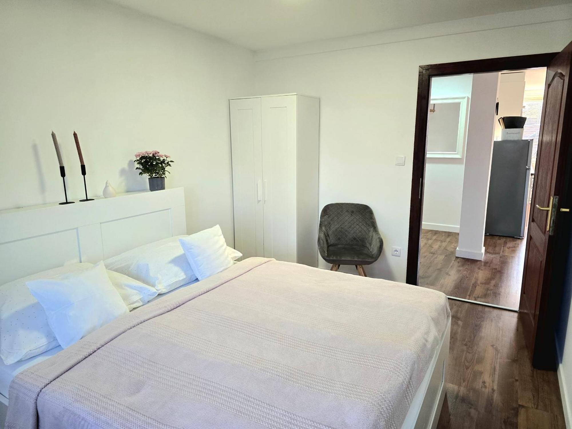 Lulu Apartman Sopron Exterior photo